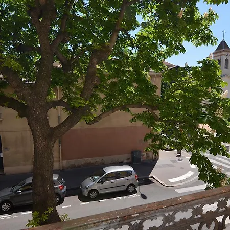 Apartment Le Petit Lumiere *